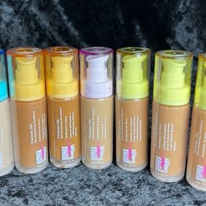 LotOf 7 Uoma by Sharon C Flawless IRL Skin Perfecting Foundation See Description